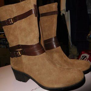 NIB 9.5M BANDOLINO URSAL MID-SHAFT SUEDE BOOT TAN BLOCK HEEL